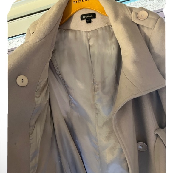 Bebe. Trench coat. Used. Size M. Grey with a hint of lilac color. - Picture 4 of 17